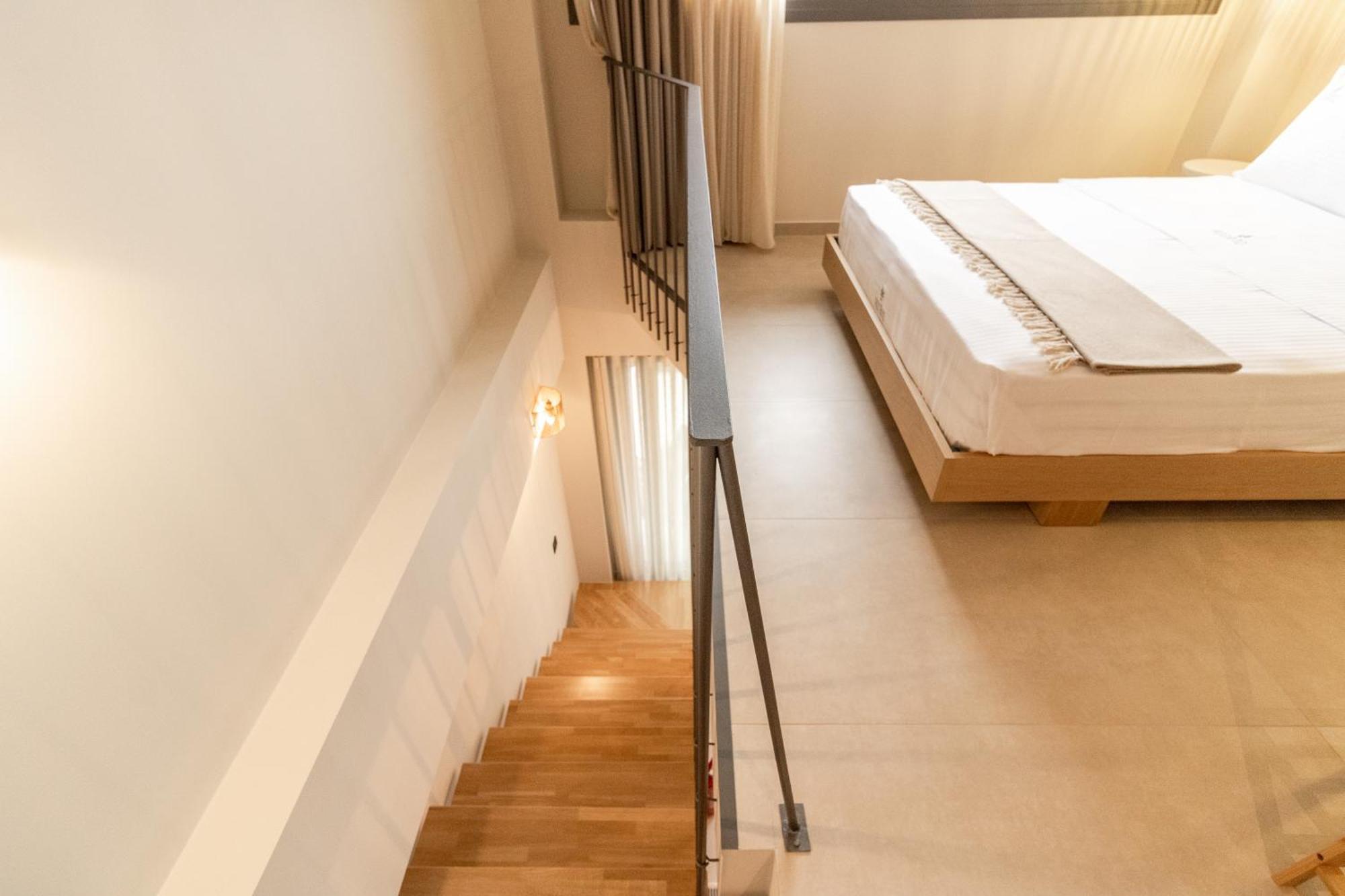 Adorno Private Suites Only Adults & Kids 12 Plus Nea Vrasna Ngoại thất bức ảnh